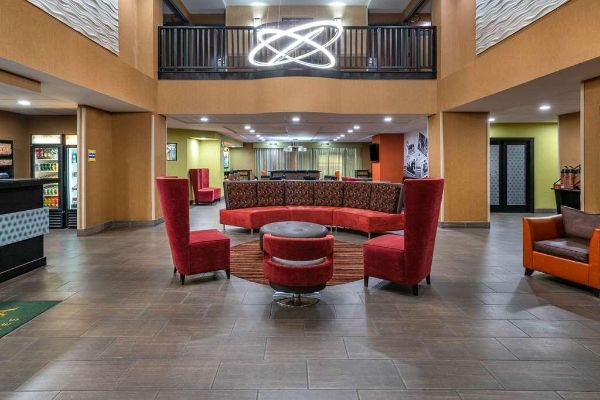 La Quinta Inns and Suites Clarksville